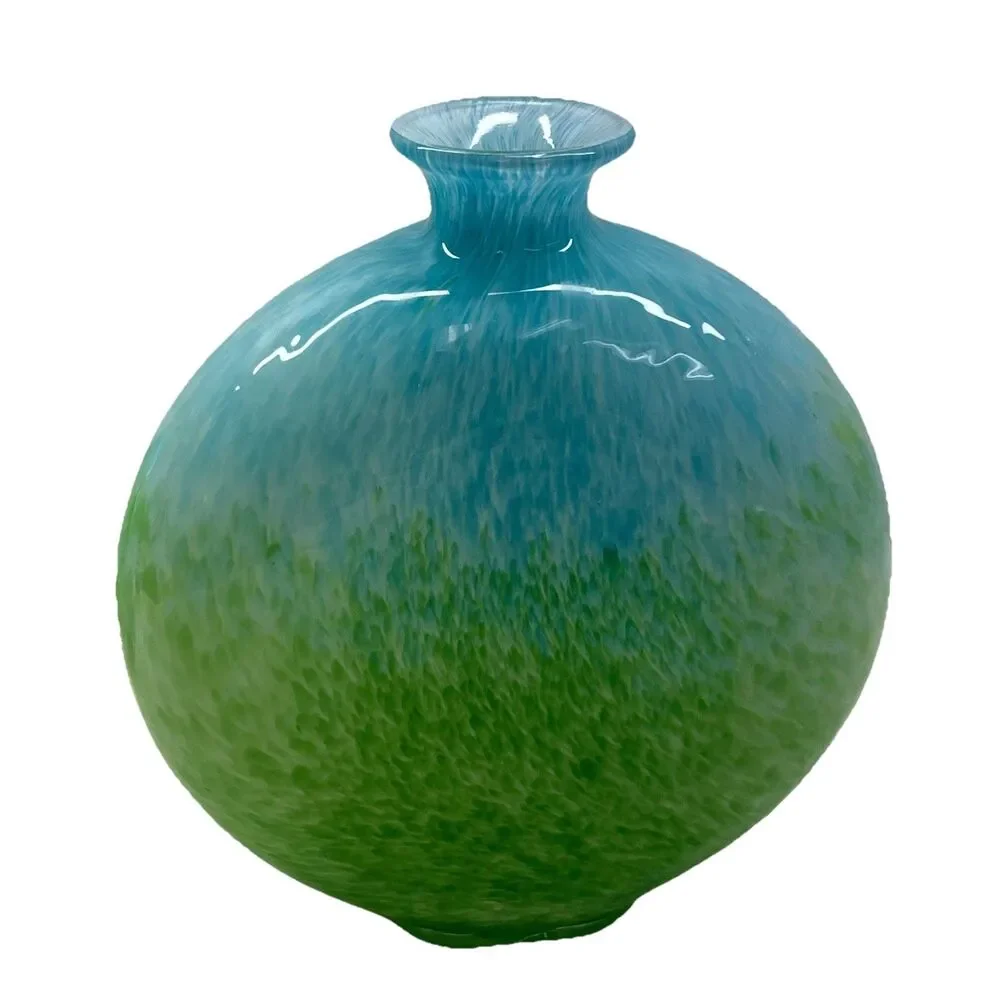 LOT OF 2 - Beautiful Vintage Hand Blown Glass Vases - VGC - Great Design‎